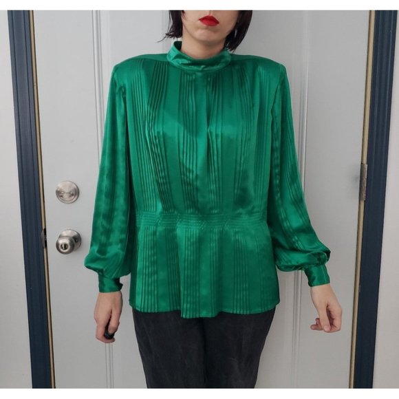 80s Green Satin‎ Party Top - Picture 2 of 8